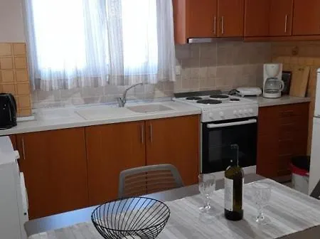 Maria's Poros (Kefalonia)